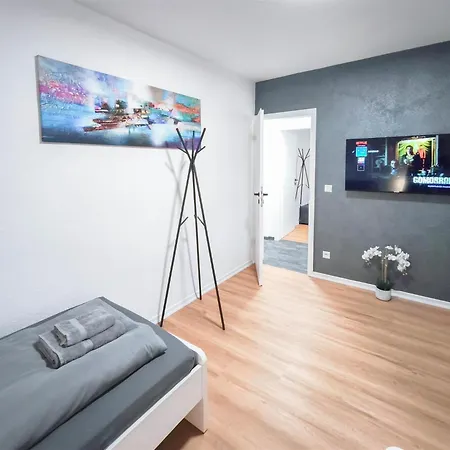 Alfa 4 4br Tv Wifi Wm Nahe Wasen&daimler L 7beds I 8 People I Kitchen L Bathroom Apartment Stuttgart