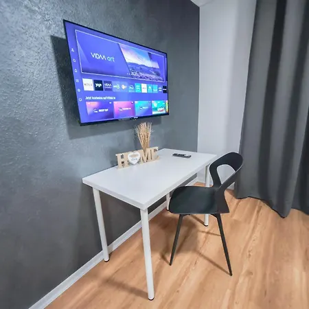Alfa 4 4br Tv Wifi Wm Nahe Wasen & Daimler L 7beds I 8 People I Kitchen L Bathroom Lägenhet *