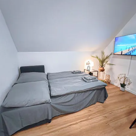 Alfa 4 4br Tv Wifi Wm Nahe Wasen & Daimler L 7beds I 8 People I Kitchen L Bathroom Lägenhet Stuttgart