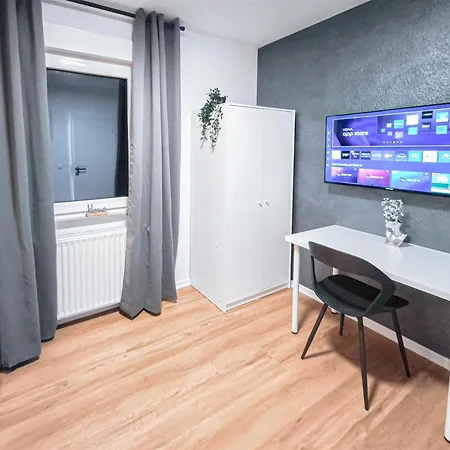 Lägenhet Alfa 4 4br Tv Wifi Wm Nahe Wasen & Daimler L 7beds I 8 People I Kitchen L Bathroom