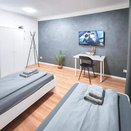 Alfa 4 4br Tv Wifi Wm Nahe Wasen & Daimler L 7beds I 8 People I Kitchen L Bathroom Lägenhet
